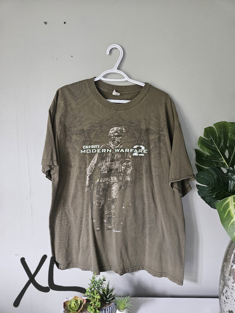 Call of Duty Modern Warfare Short-Sleeve Graphic Tee - Olive